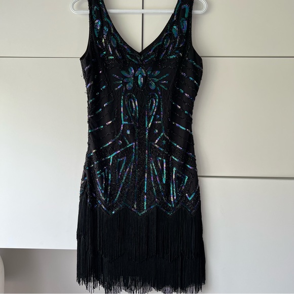 BABEYOND 1920s Flapper VNeck Sequin Beaded Roaring 20s Gatsby Fringe Party Dress - Picture 8 of 11